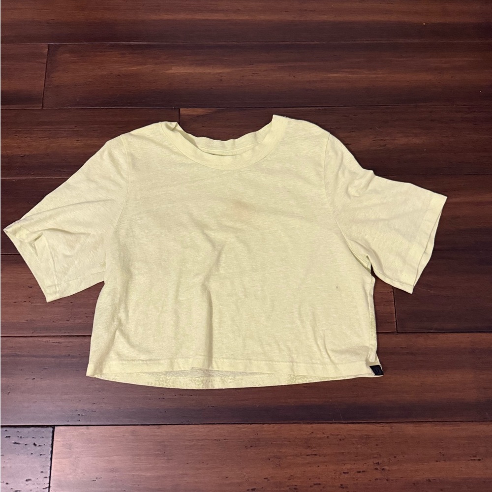 Lululemon Yellow Green Tee -
Size Small